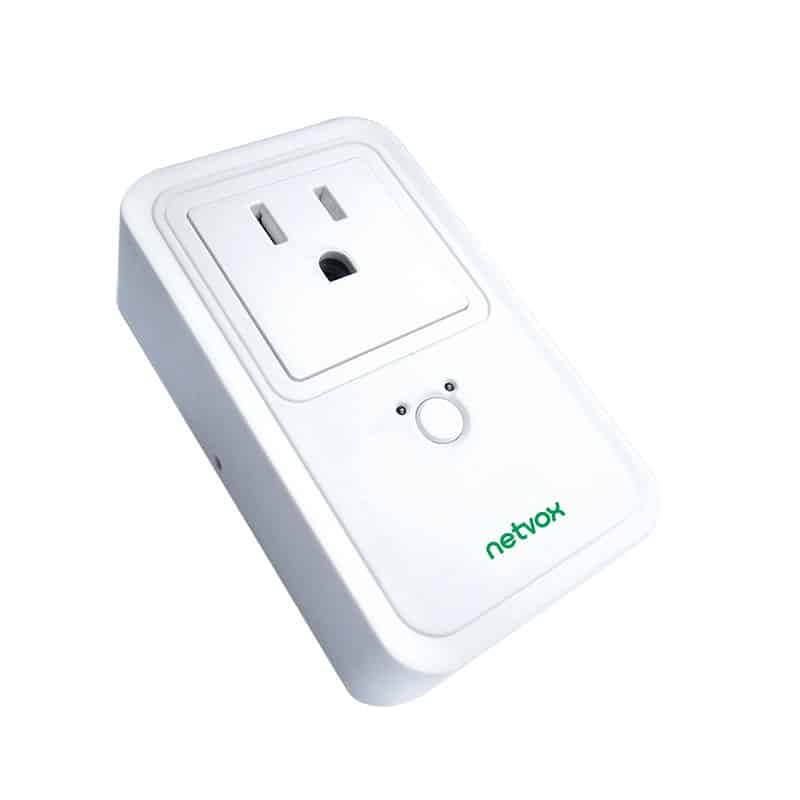 Netvox R809A01-Wireless Plug-and-Play Power Outlet with Consumption Monitoring and Power Outage Detection